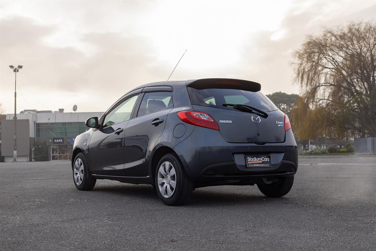 2012 Mazda Demio