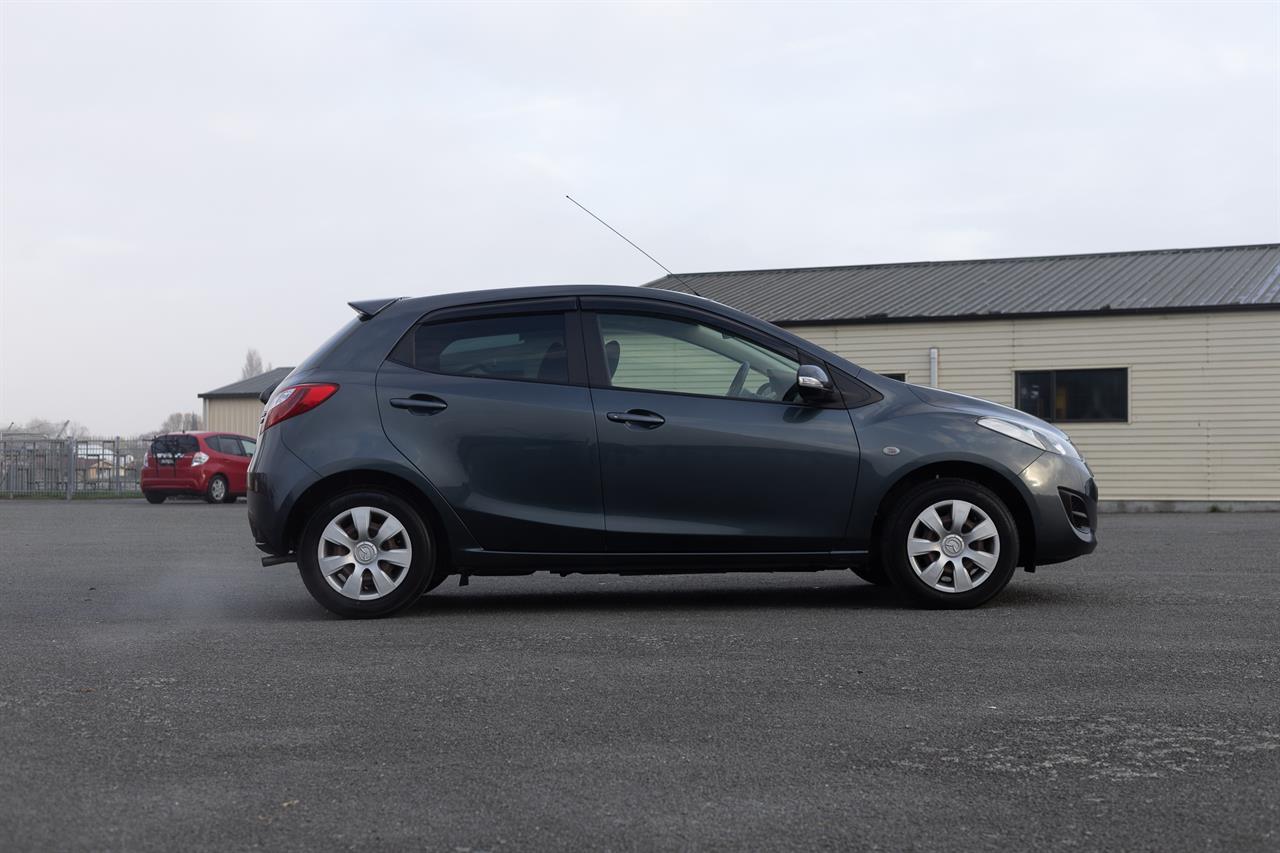 2012 Mazda Demio