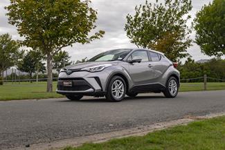 2020 Toyota C-HR - Thumbnail