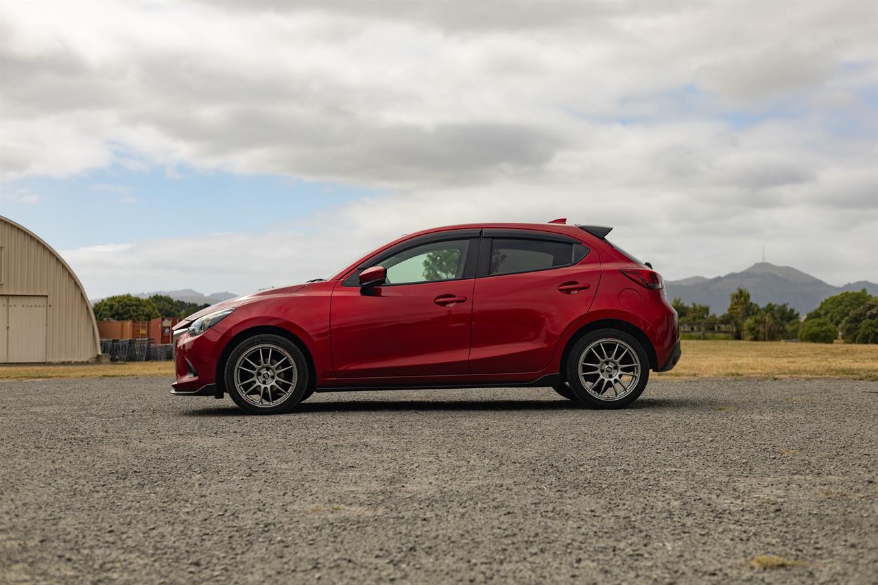 2019 Mazda Demio