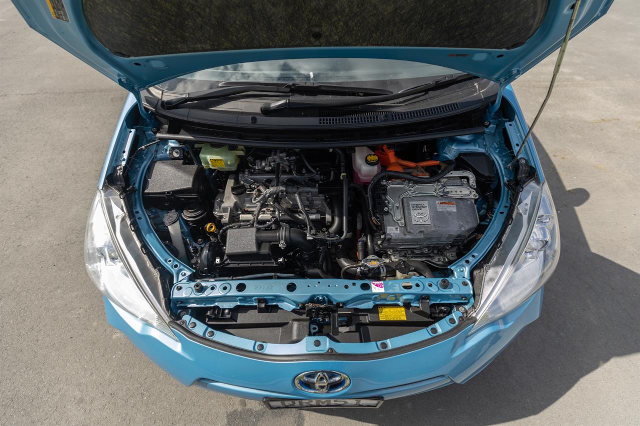 2012 Toyota AQUA